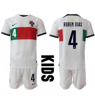 Portugal Ruben Dias #4 babykläder Bortatröja barn VM 2022 Korta ärmar (+ Korta byxor)